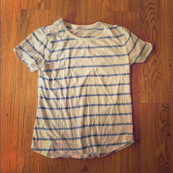Aeropostale Tops - Aeropostale T-shirt
